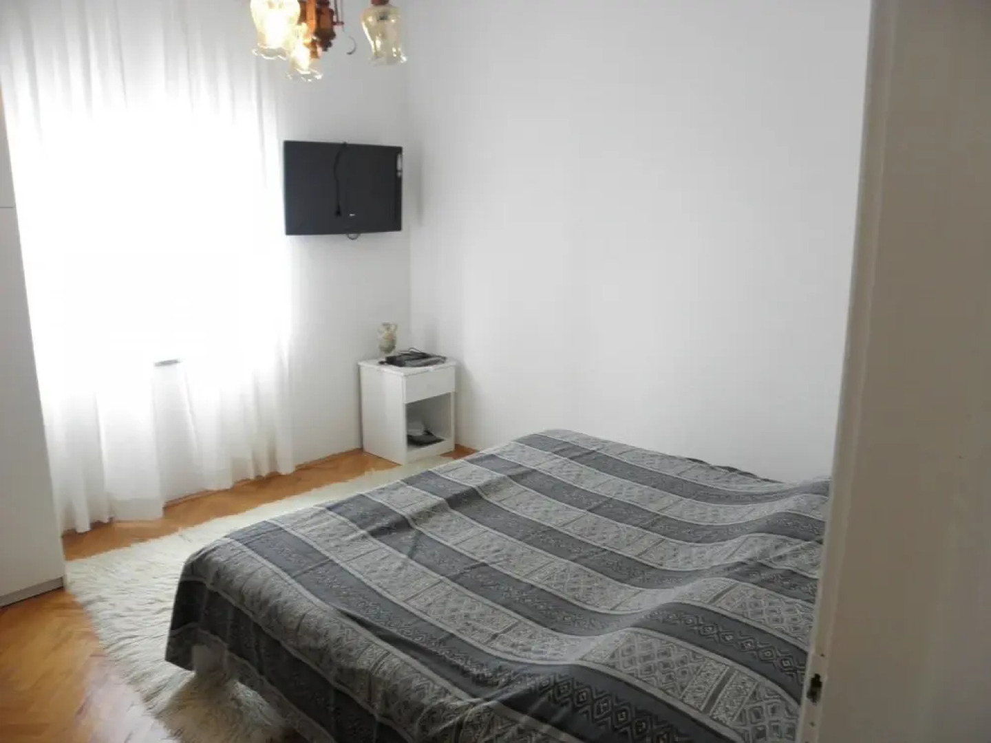 Neda - 5 m From sea - A2