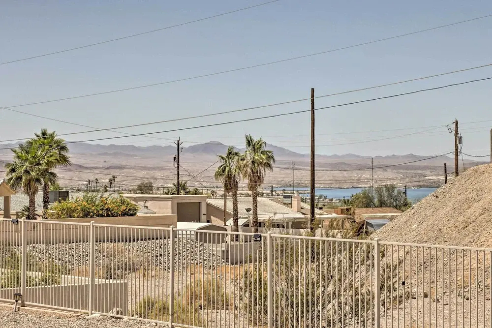 Havasu Home w/ Private Pool: 3 Mi to London Bridge