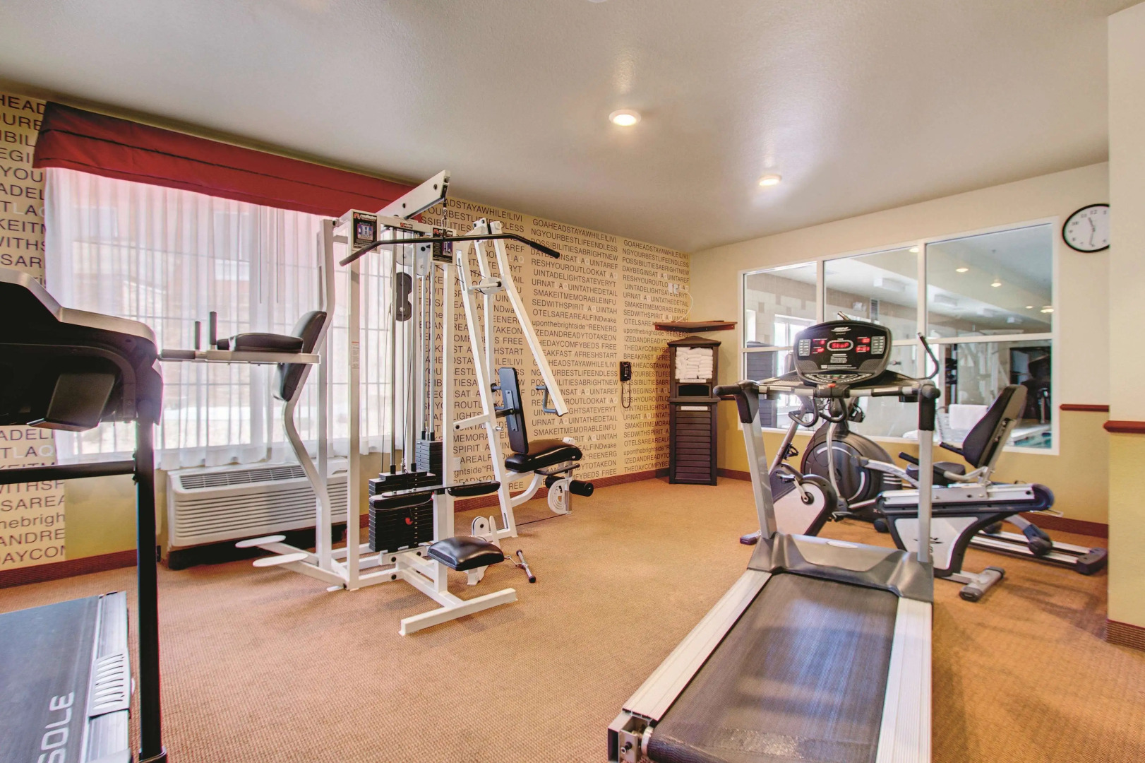 La Quinta Inn & Suites by Wyndham Denver Gateway Park