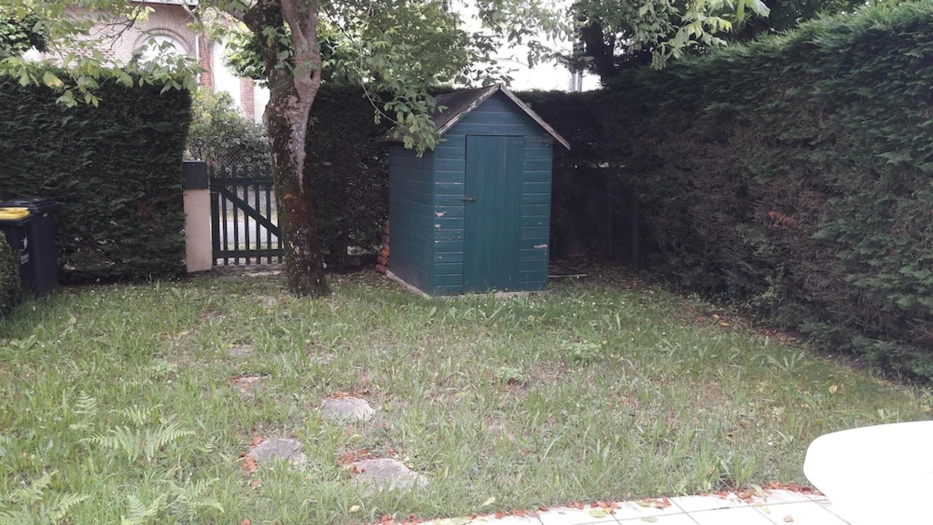 Maison les pieds dans l'eau