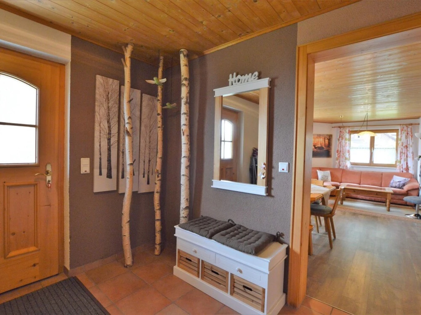 Spacious Apartment With Garden in Bürserberg