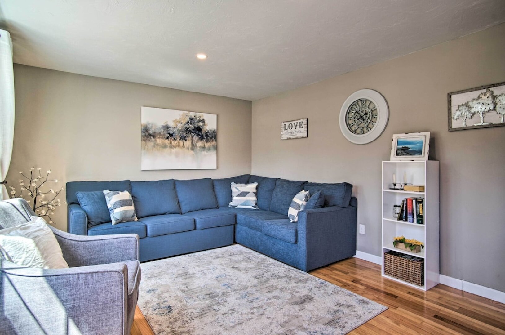 5 Mi to Beach: Cape Cod Getaway w/ Grill