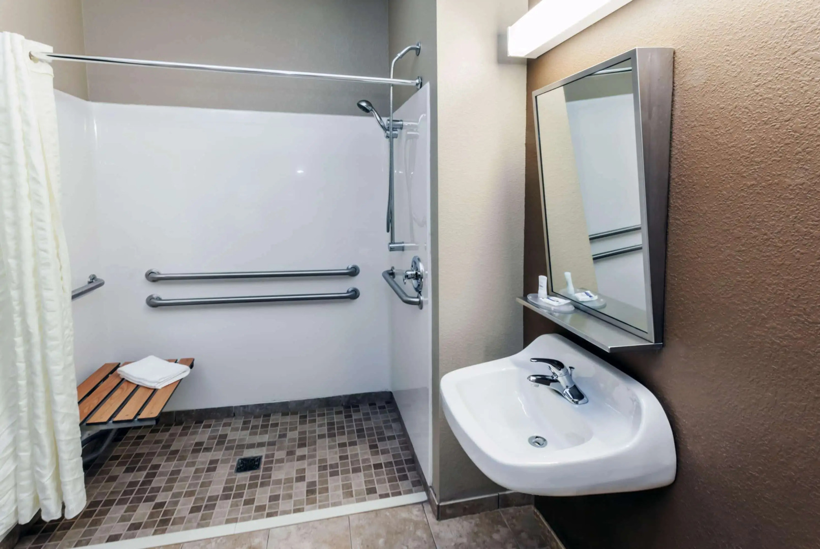Microtel Inn & Suites by Wyndham Michigan City