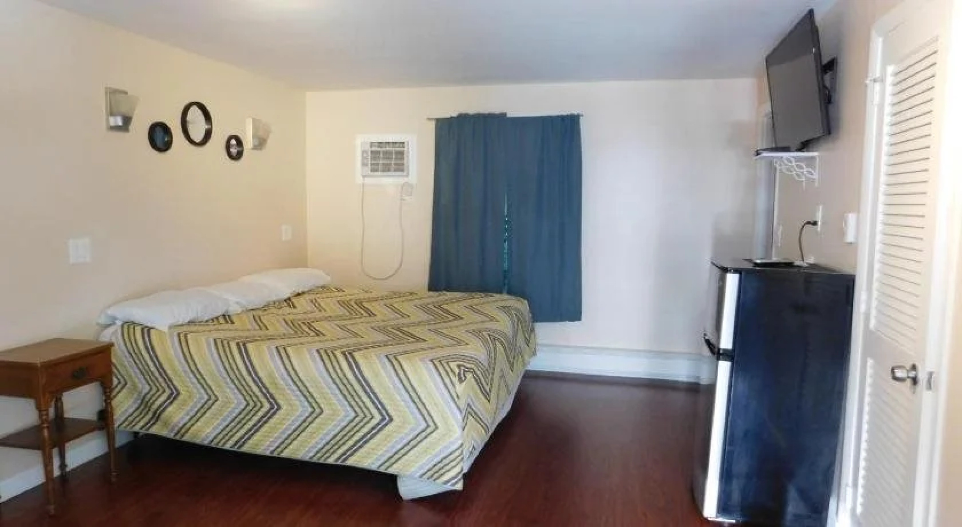 Emerald Isle Motel