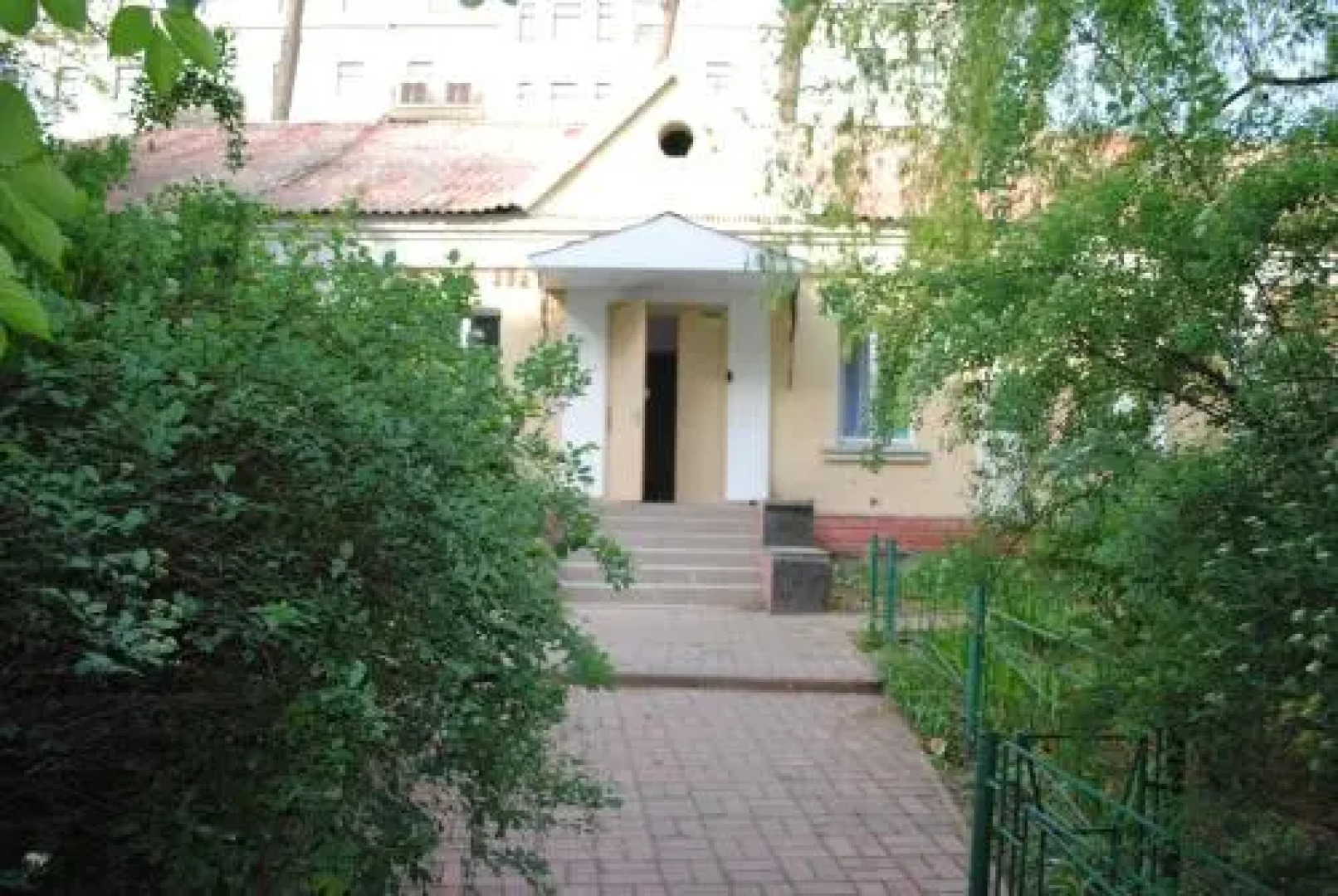 Домино Хостел