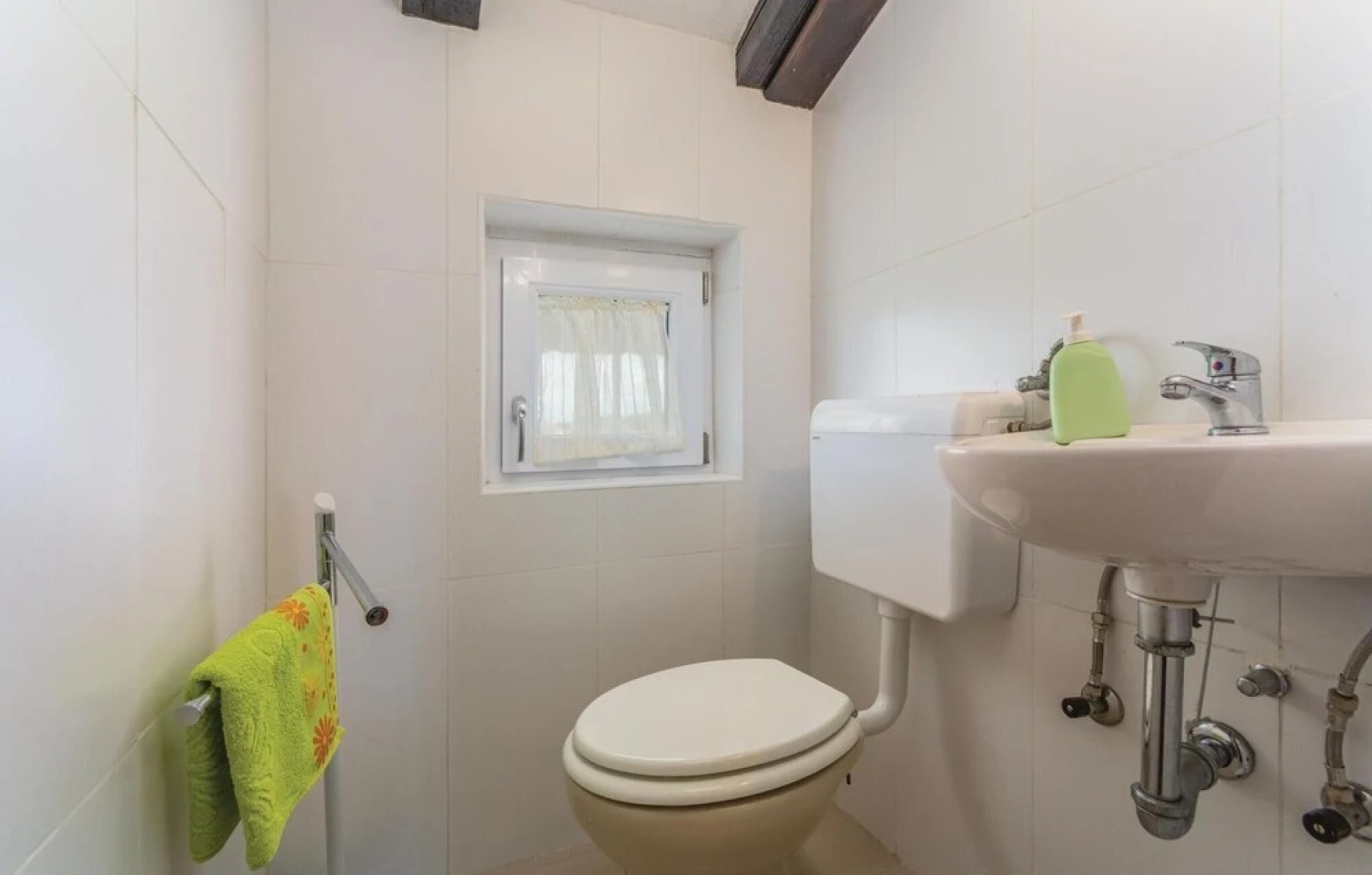 Amazing Home in Kastelir With Wifi and 2 Bedrooms