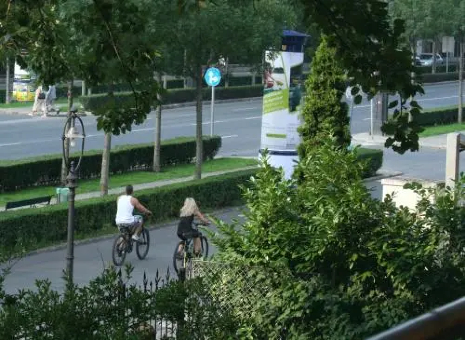 Andrássy Apartment with Inside Parking