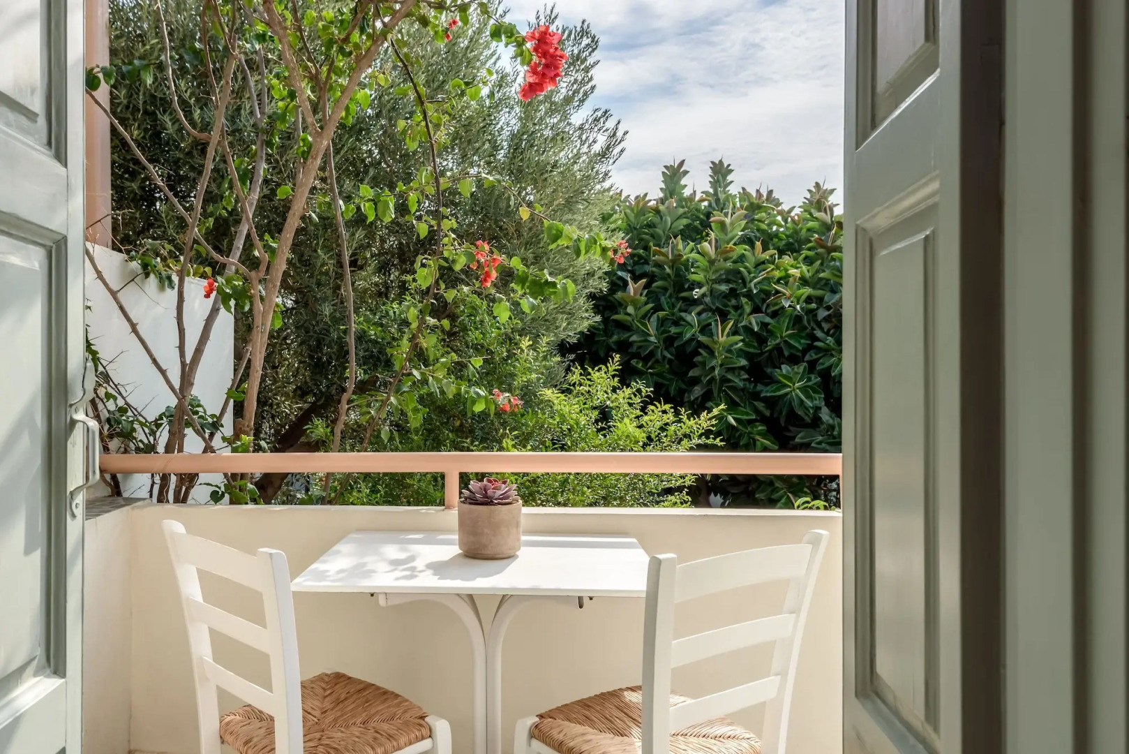 Nissia Kamares Hotel Apartments