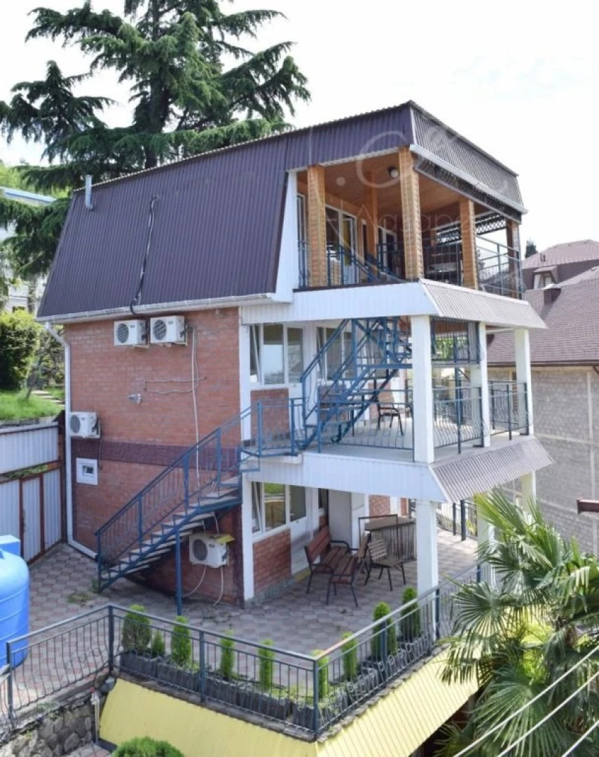 Karavella Guest House