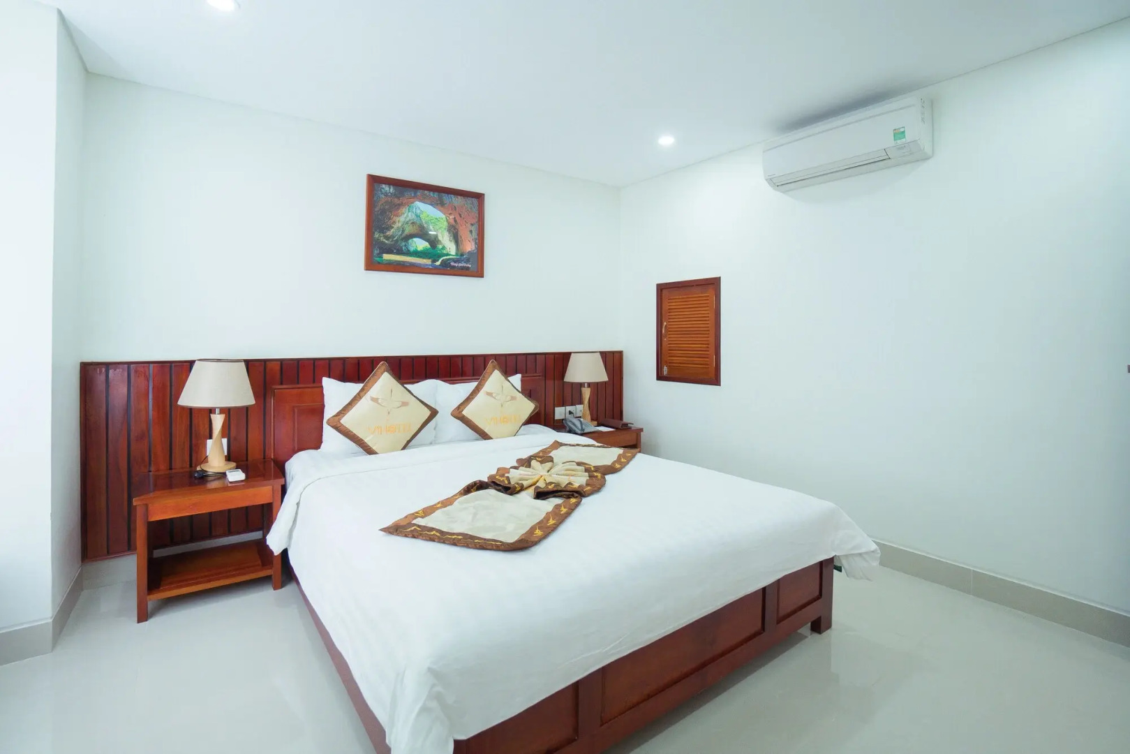 Vinh Hoang Hotel