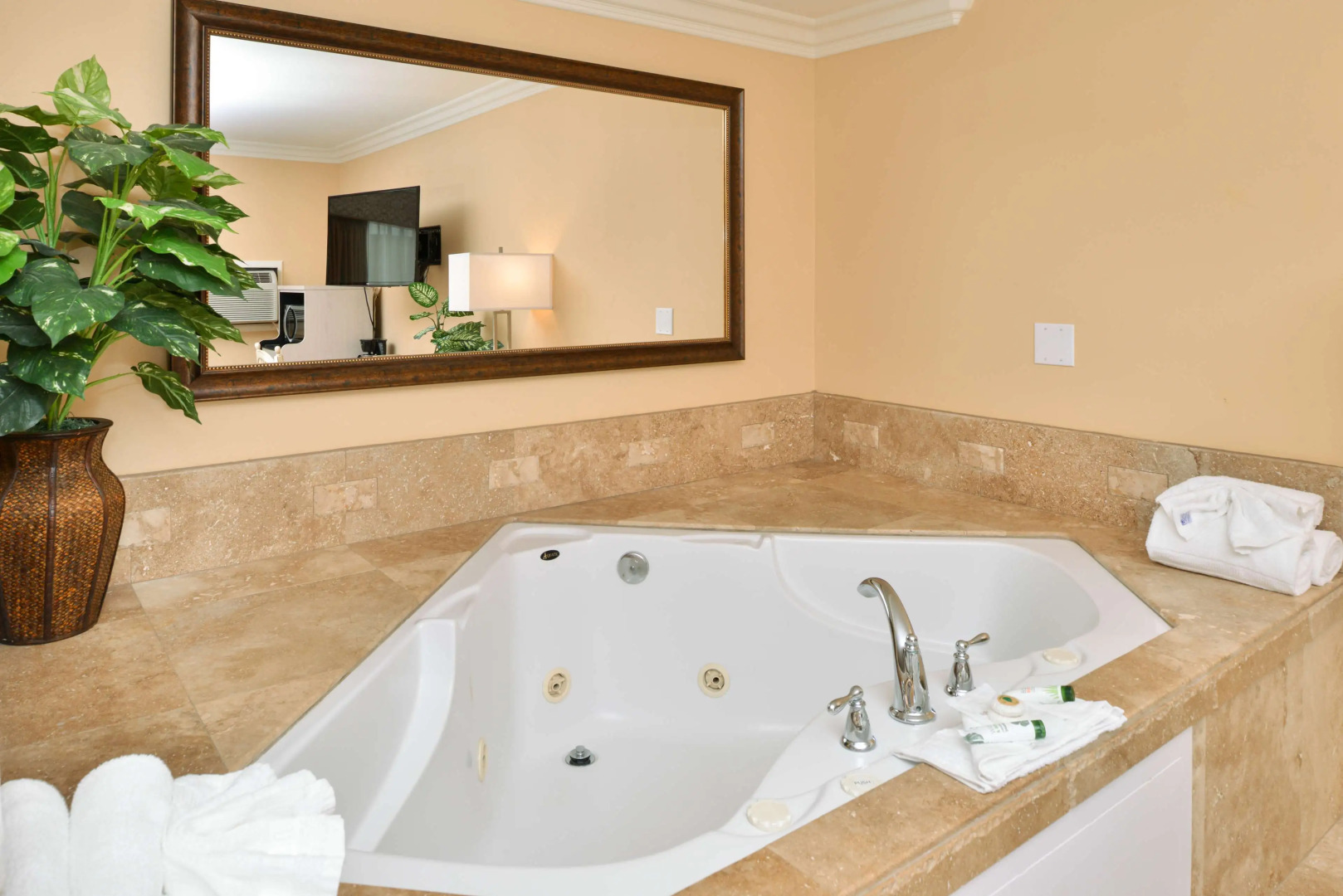 Dana Point Marina Inn