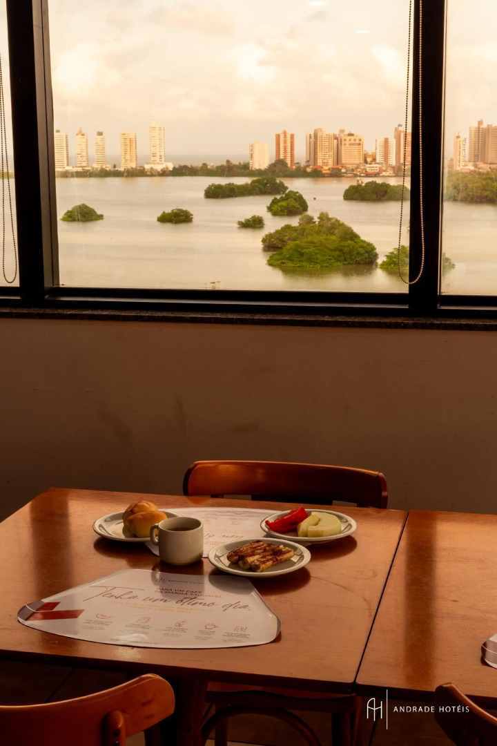 Tulip Inn Saint Louis