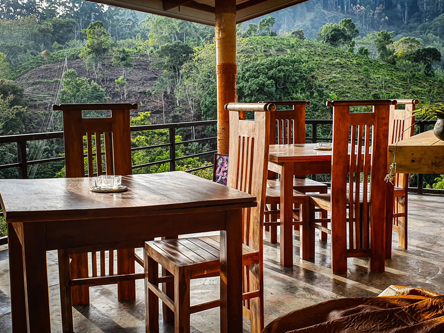 Levon Ella Sri Lanka