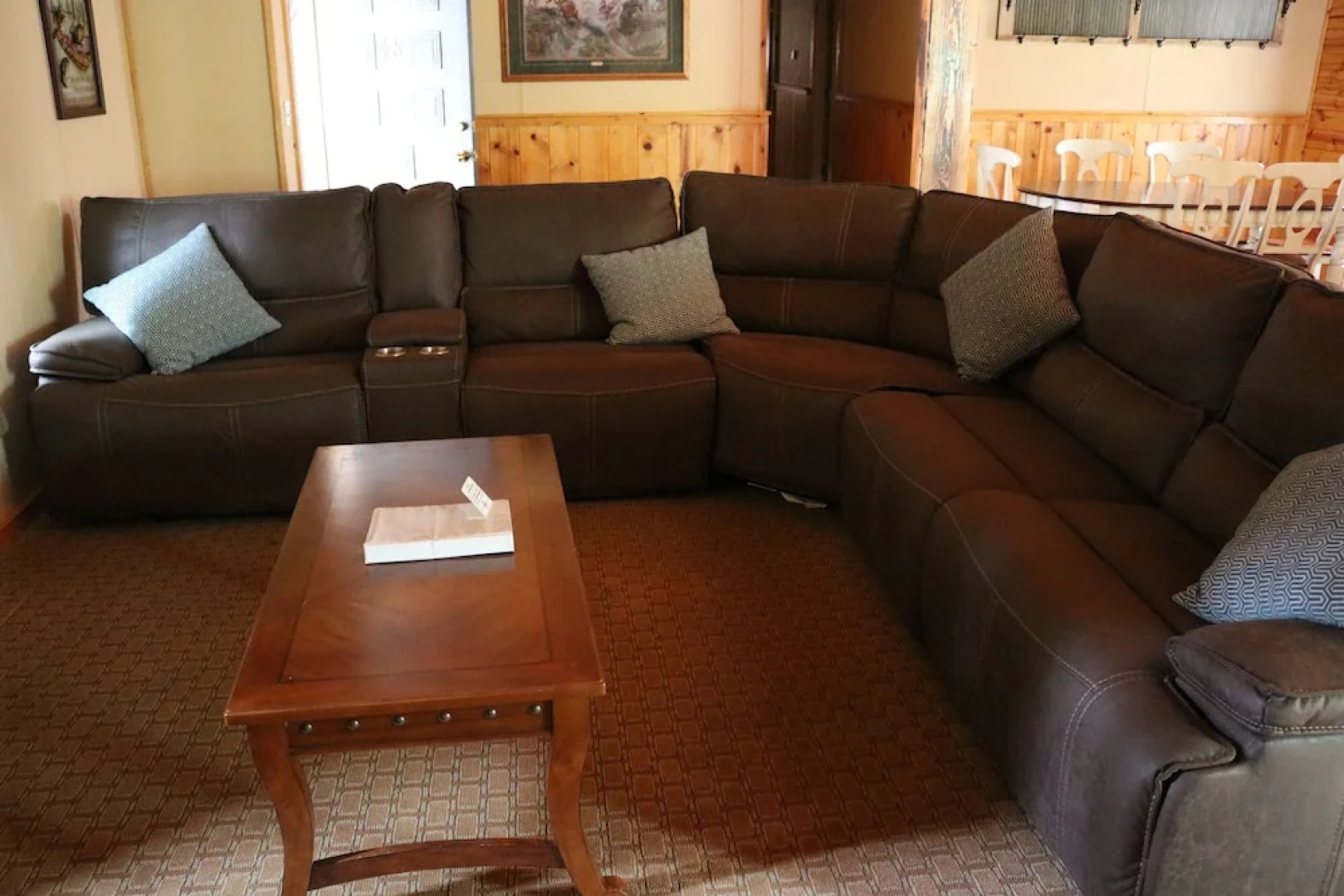 Lake View Lodge