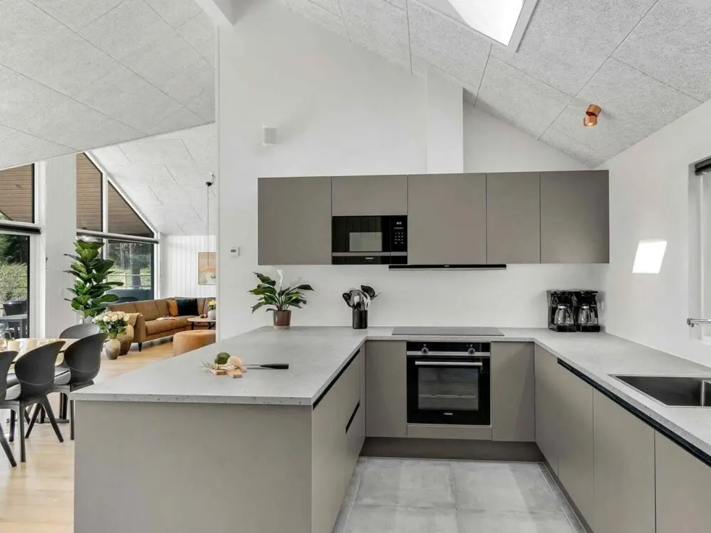 5 Star Holiday Home in Dronningmolle