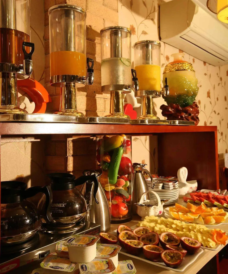 Hanoi House Hotel & Travel