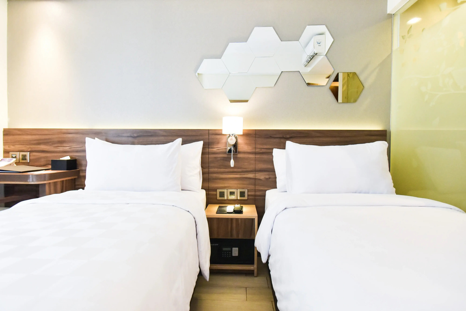 Golden Tulip Essential Tangerang