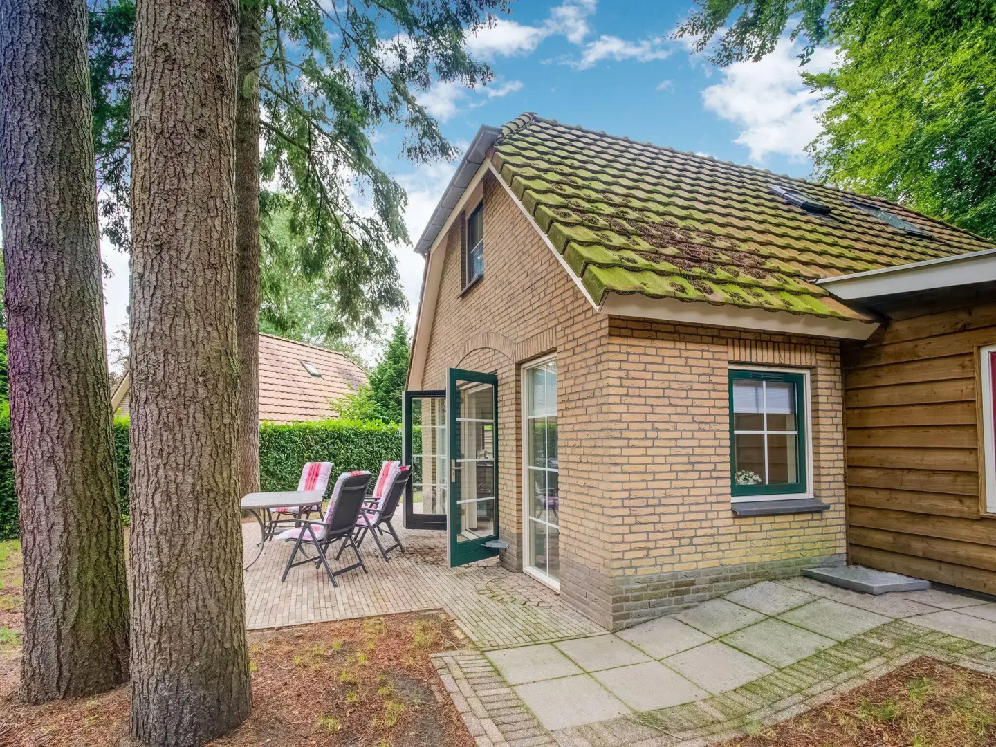 Lovely Holiday Home in Lunteren near Forest