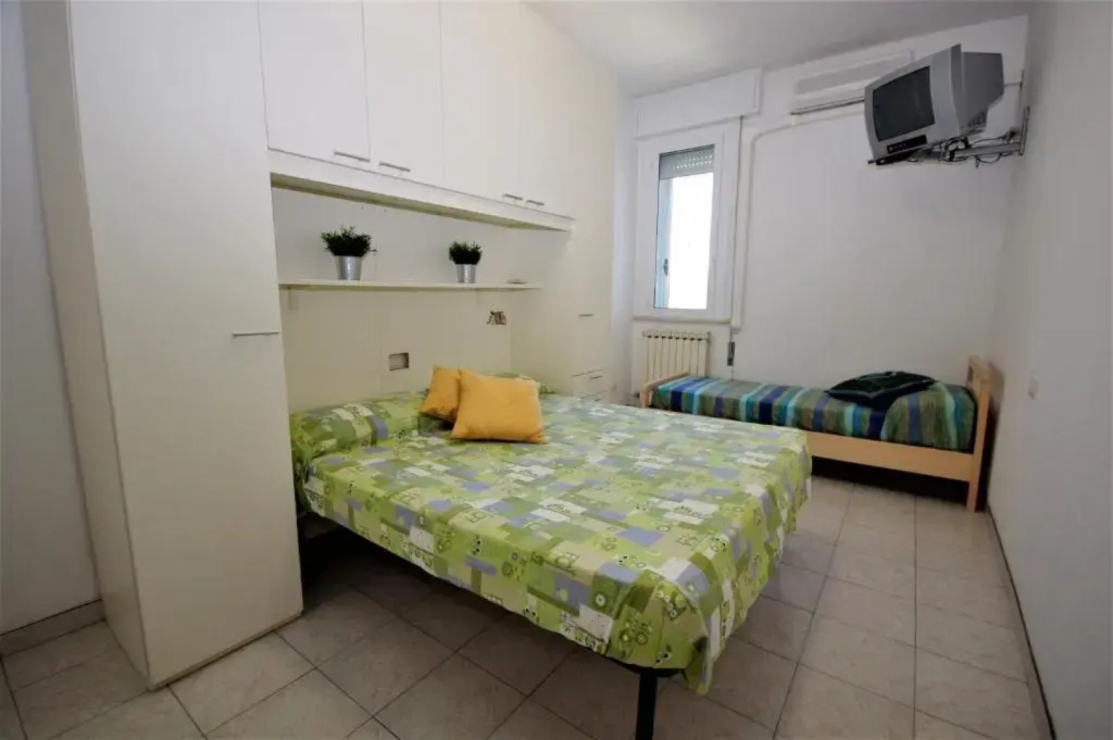 ELENA ATTICO con TERRAZZA, SOLARIUM VISTA MARE e piscina condominiale