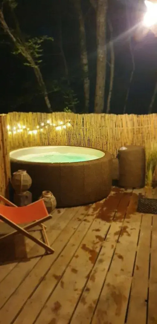 Les Cabanes Enchantées