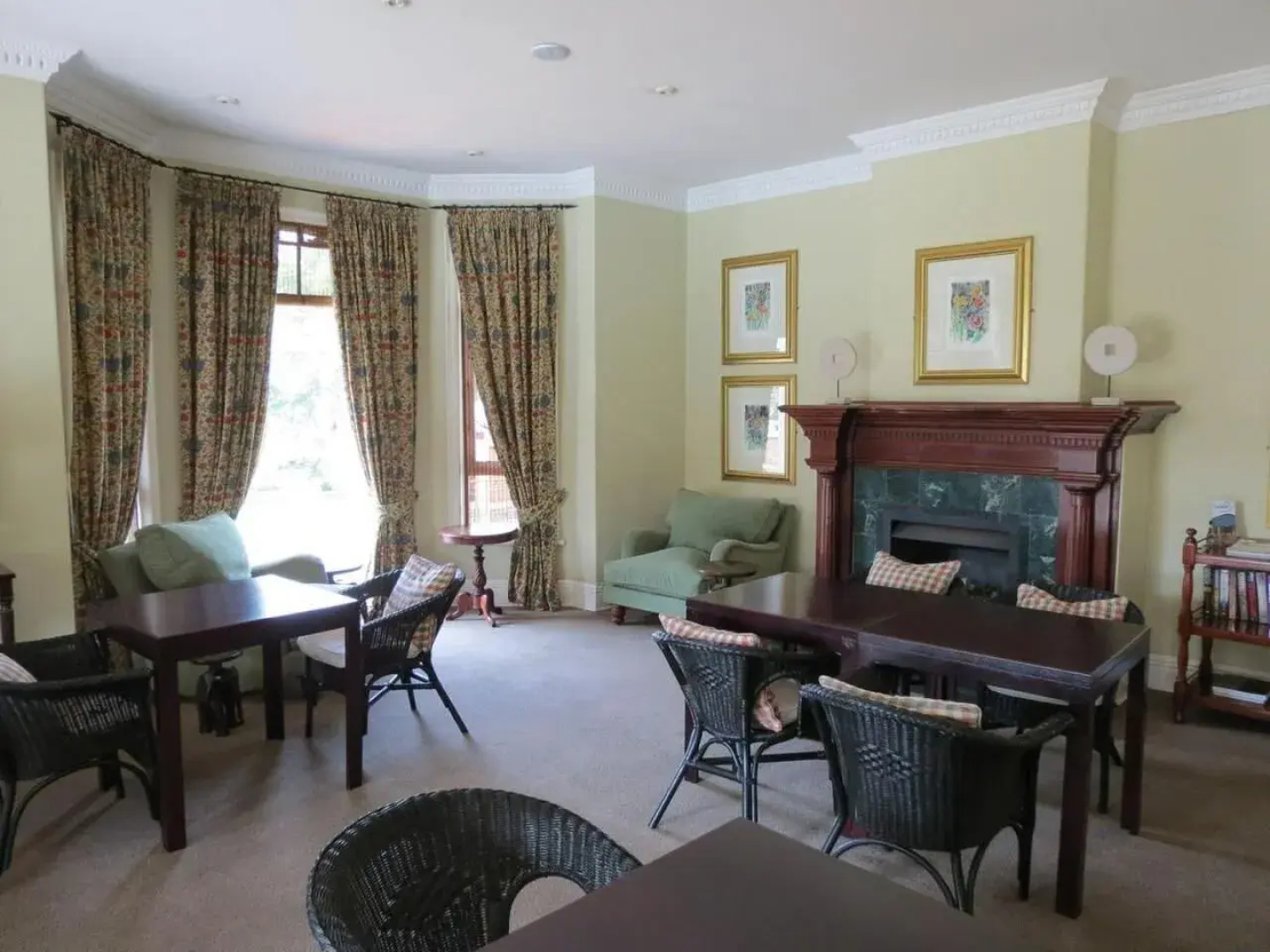 Redlands Hotel