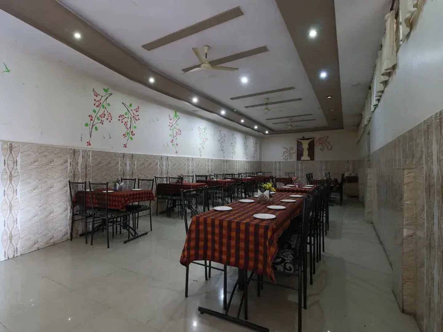 Hotel Neelam