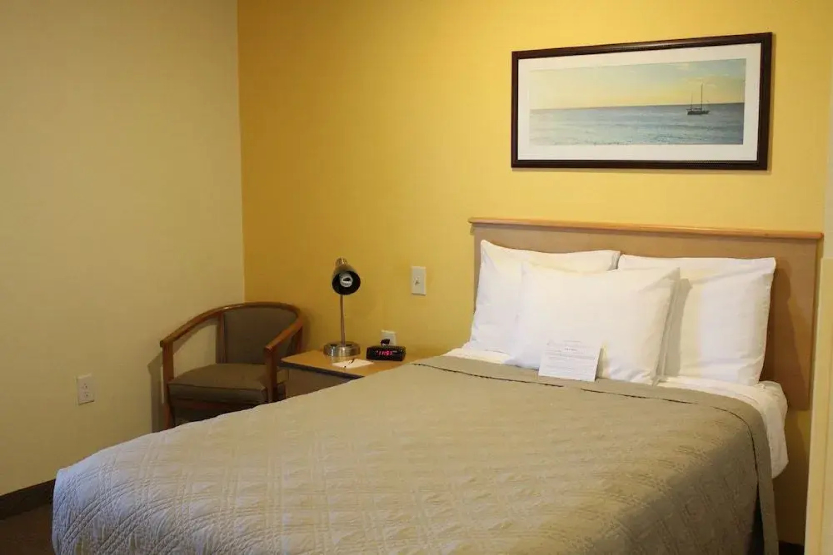 Amelia Extended Stay & Hotel