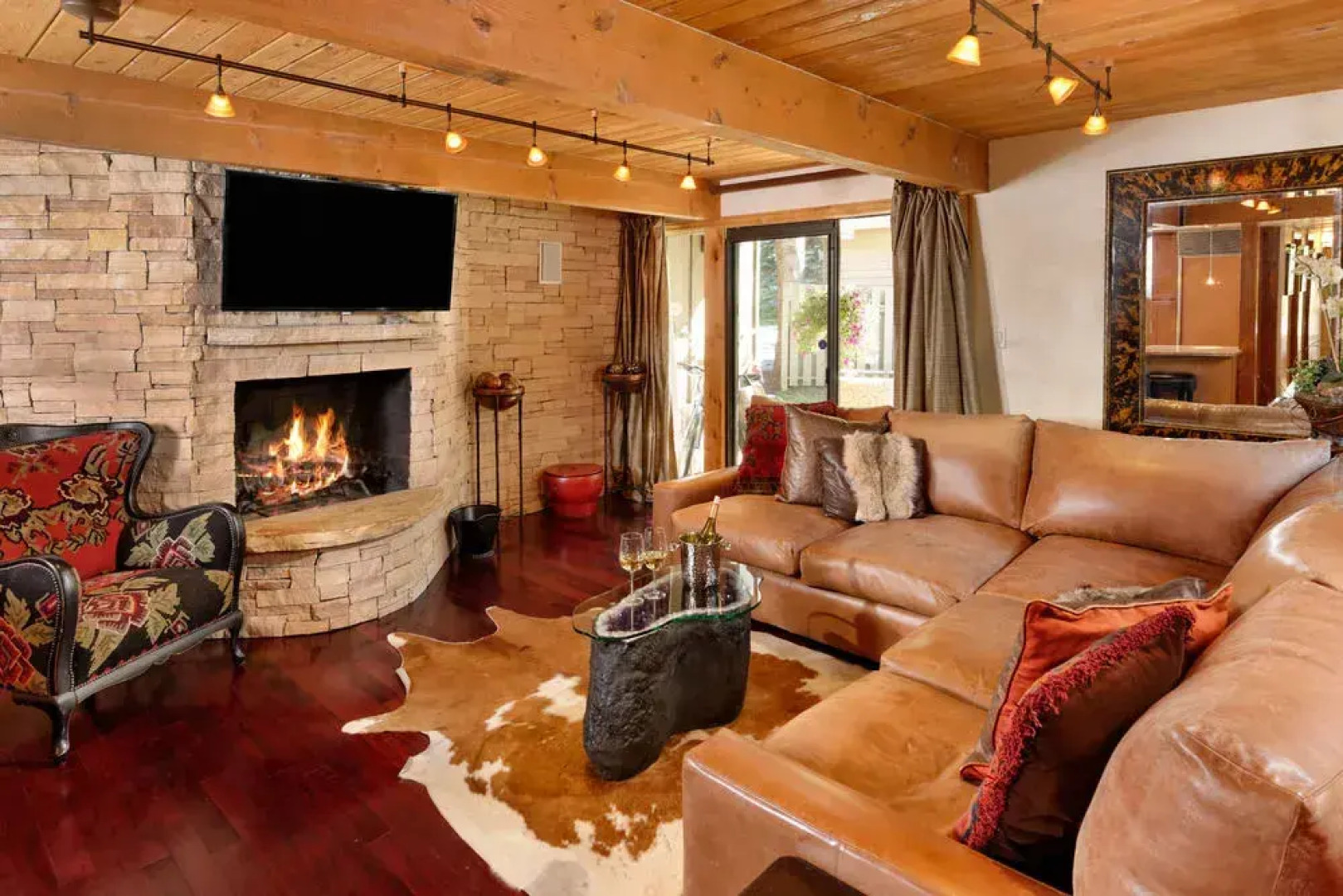 Standard Aspen Alps #103