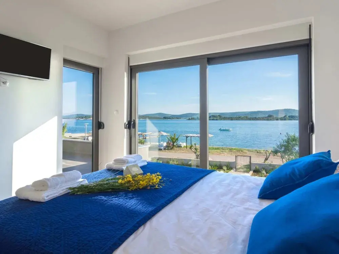Villa in Turanj With Stunning Sea Views