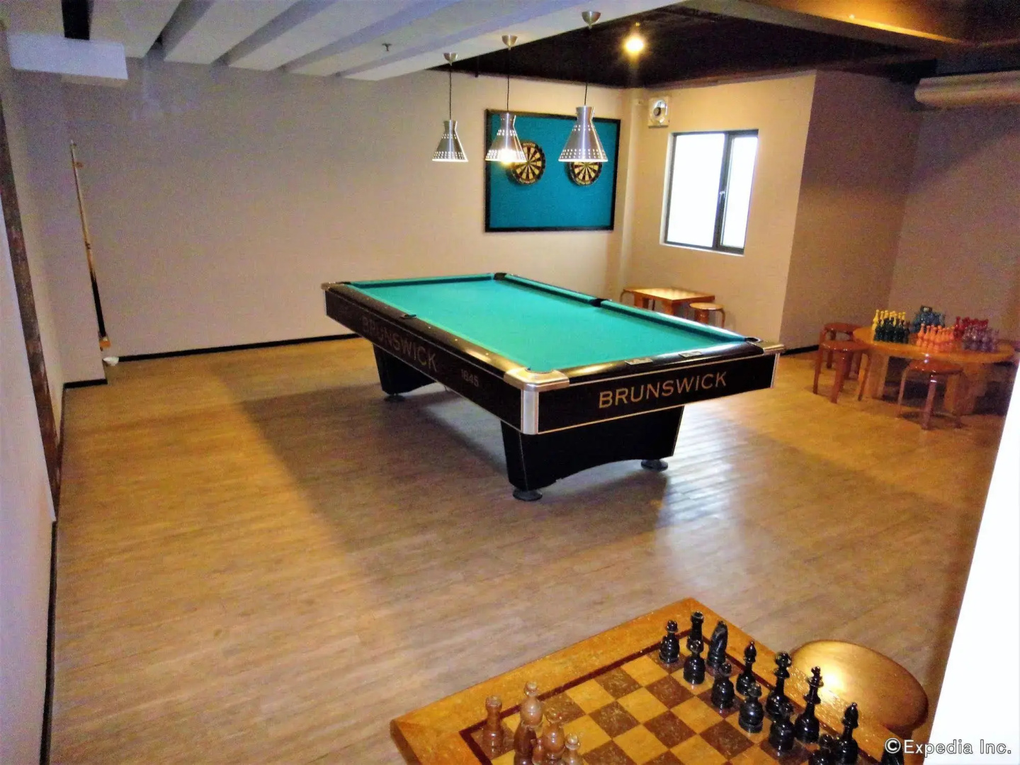 Mallberry Suites Business Hotel