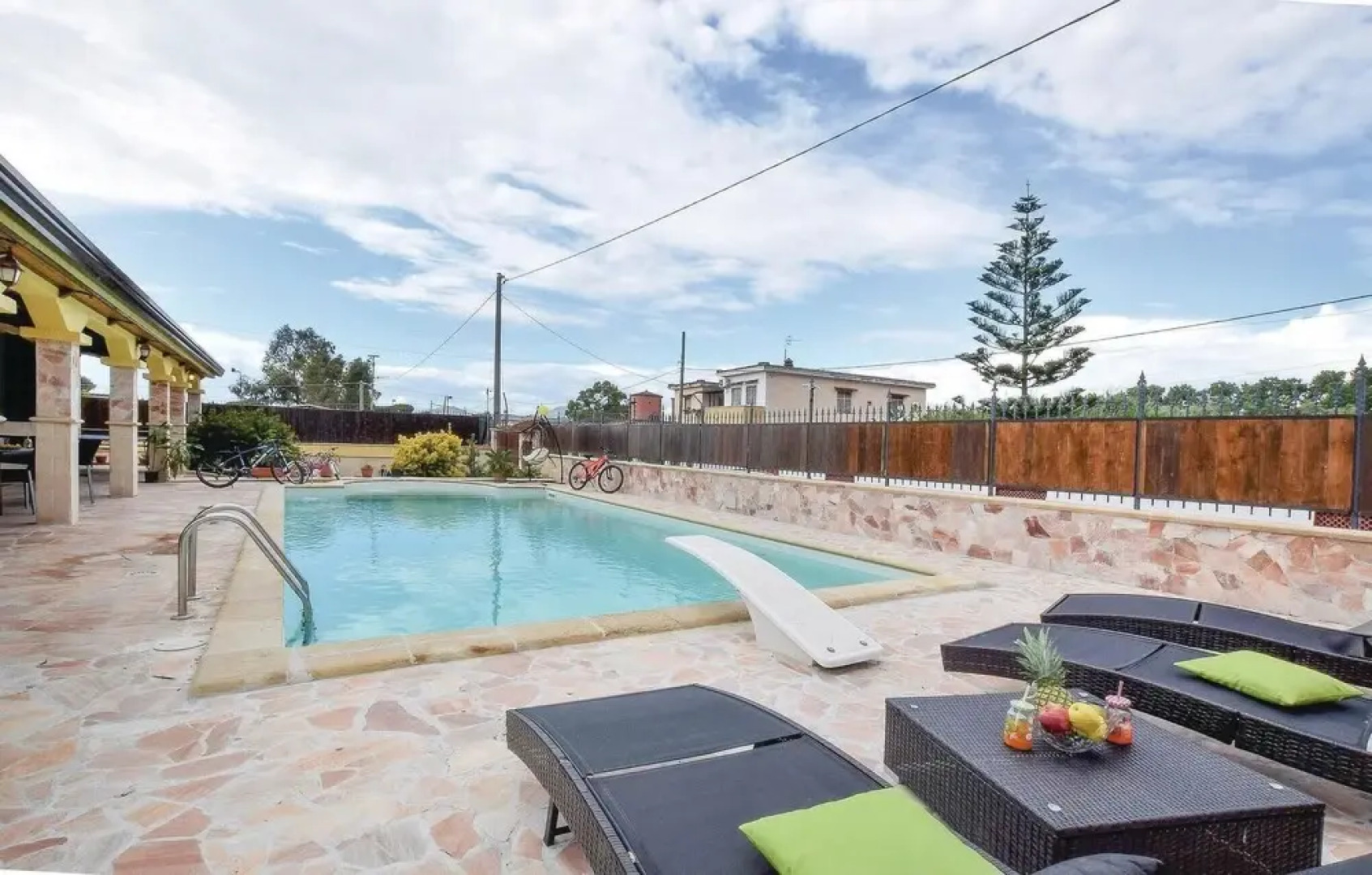 Nice Home in Torre di Pescopaganoce With 5 Bedrooms, Wifi and Outdoor Swimming Pool