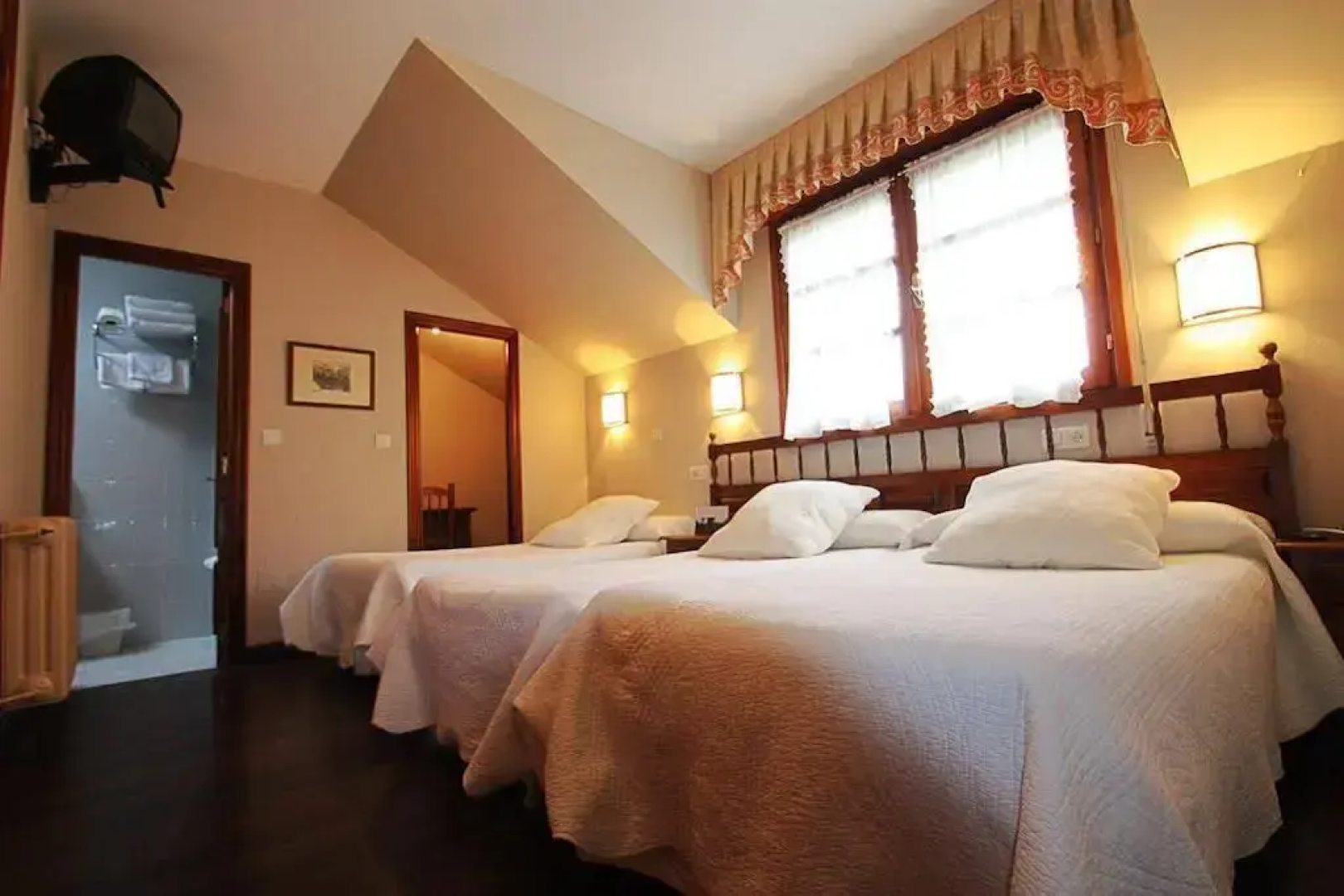 Hostal Restaurante Méndez "El Guardia"