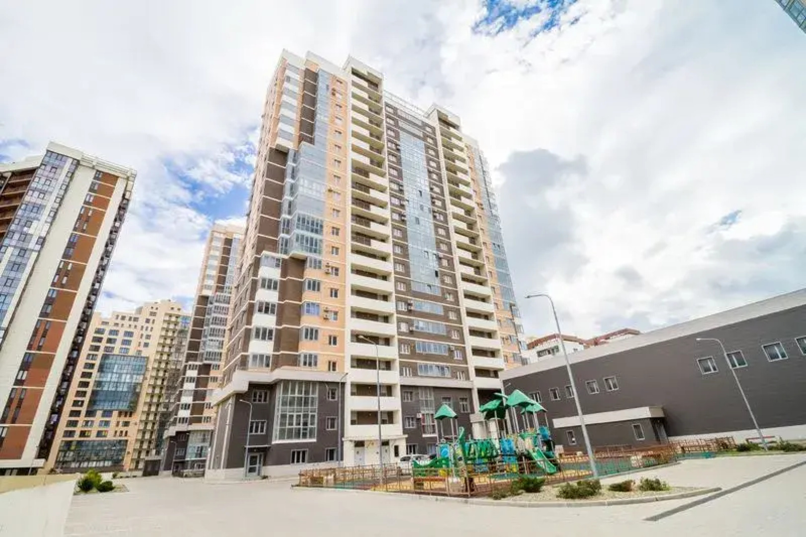 Apart-hotel Yuzhny Bereg on Shevchenko street, 22