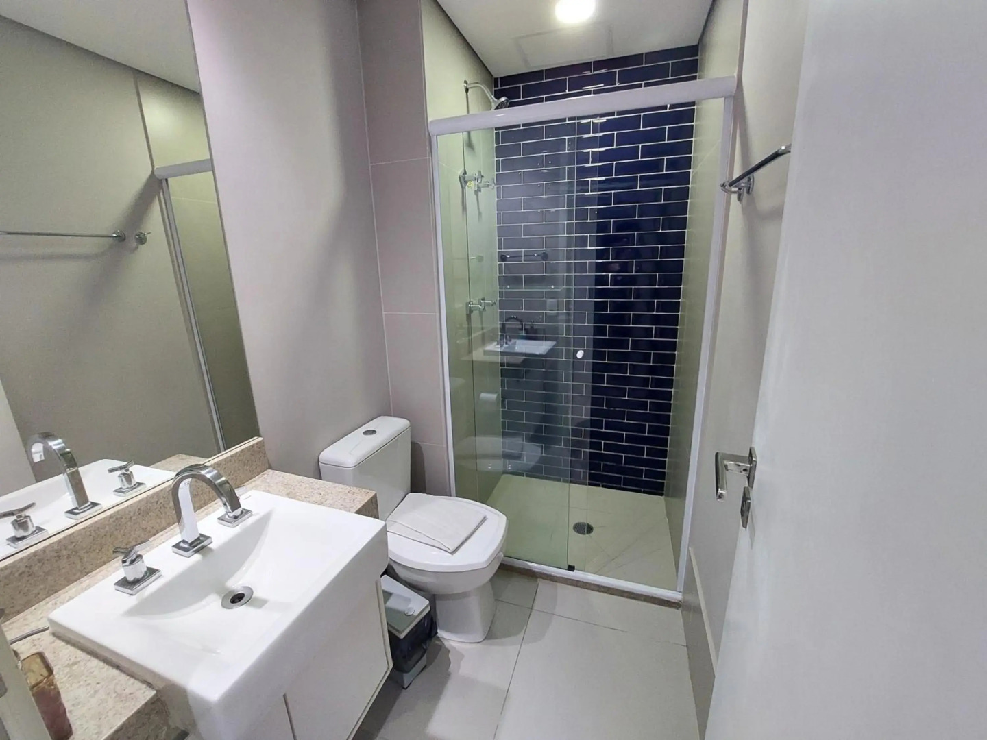 Book Santos - Estanconfor 708 - 2 quartos