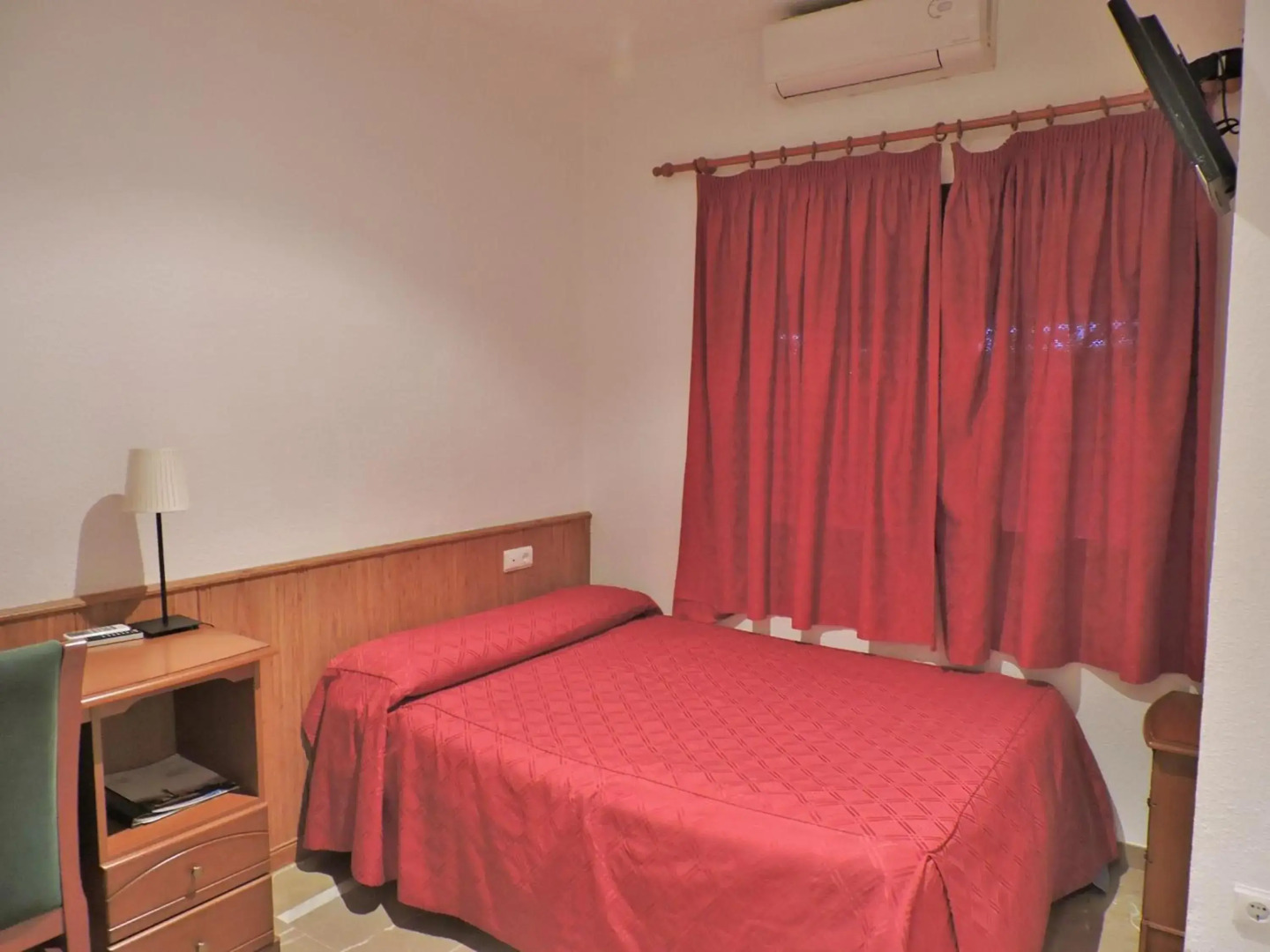 Las Yucas Tradición S.L.