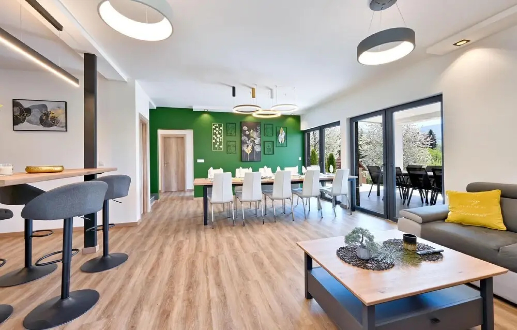 Nice Home in Stubicke Toplice With 5 Bedrooms, Outdoor Swimming Pool and Heated Swimming Pool