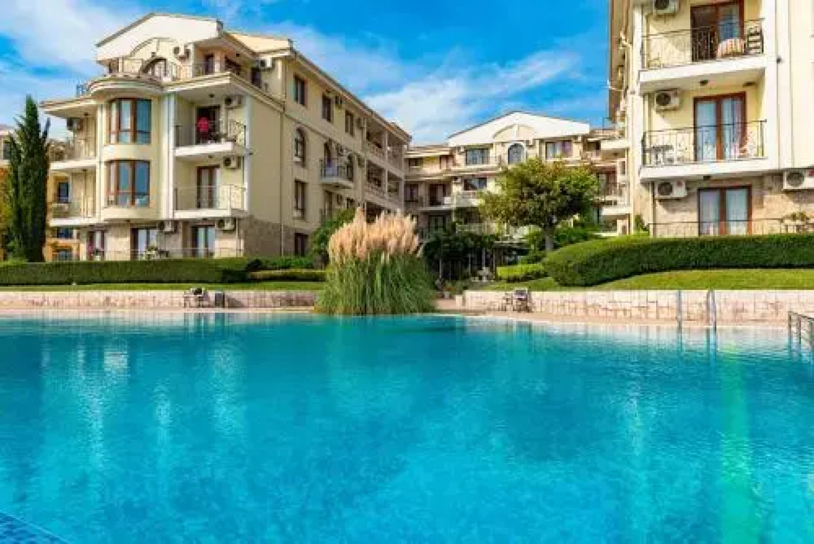 Menada Royal Bay Apartments