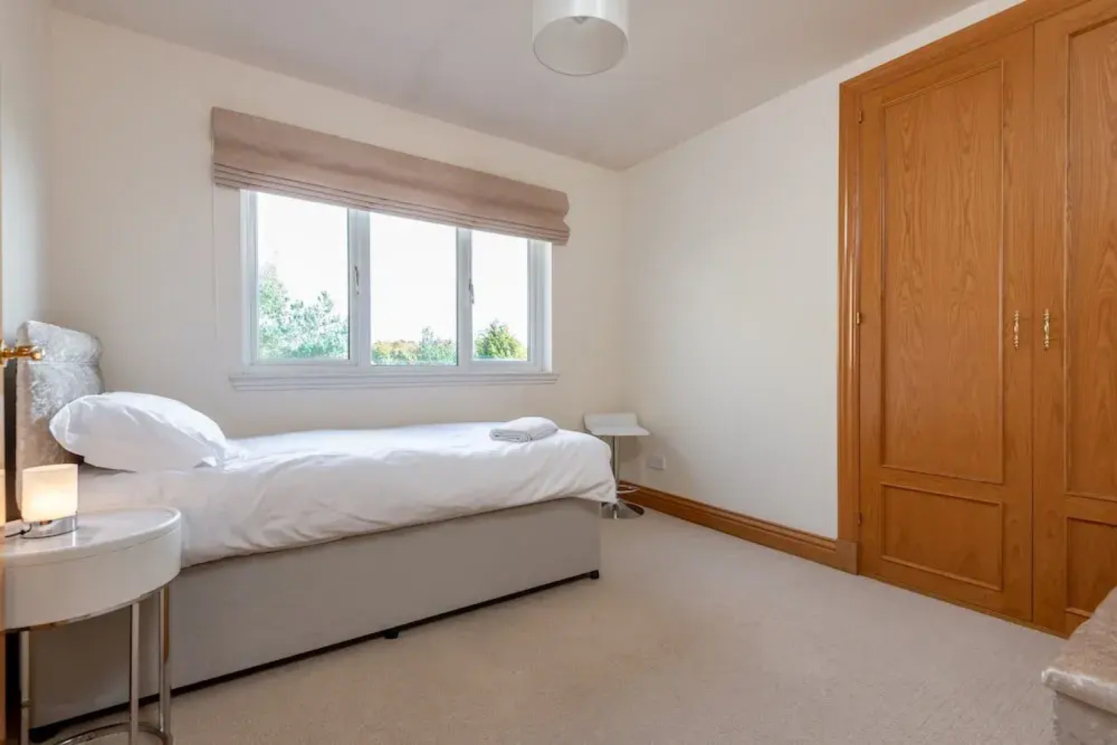 Luxury 6 Bed House With Pool