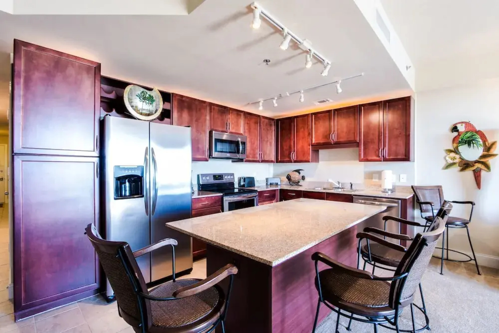 Laketown Wharf Resort by Book That Condo