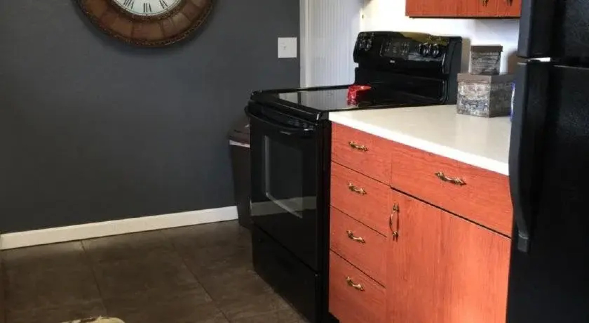 White House Inn on the Waterfront