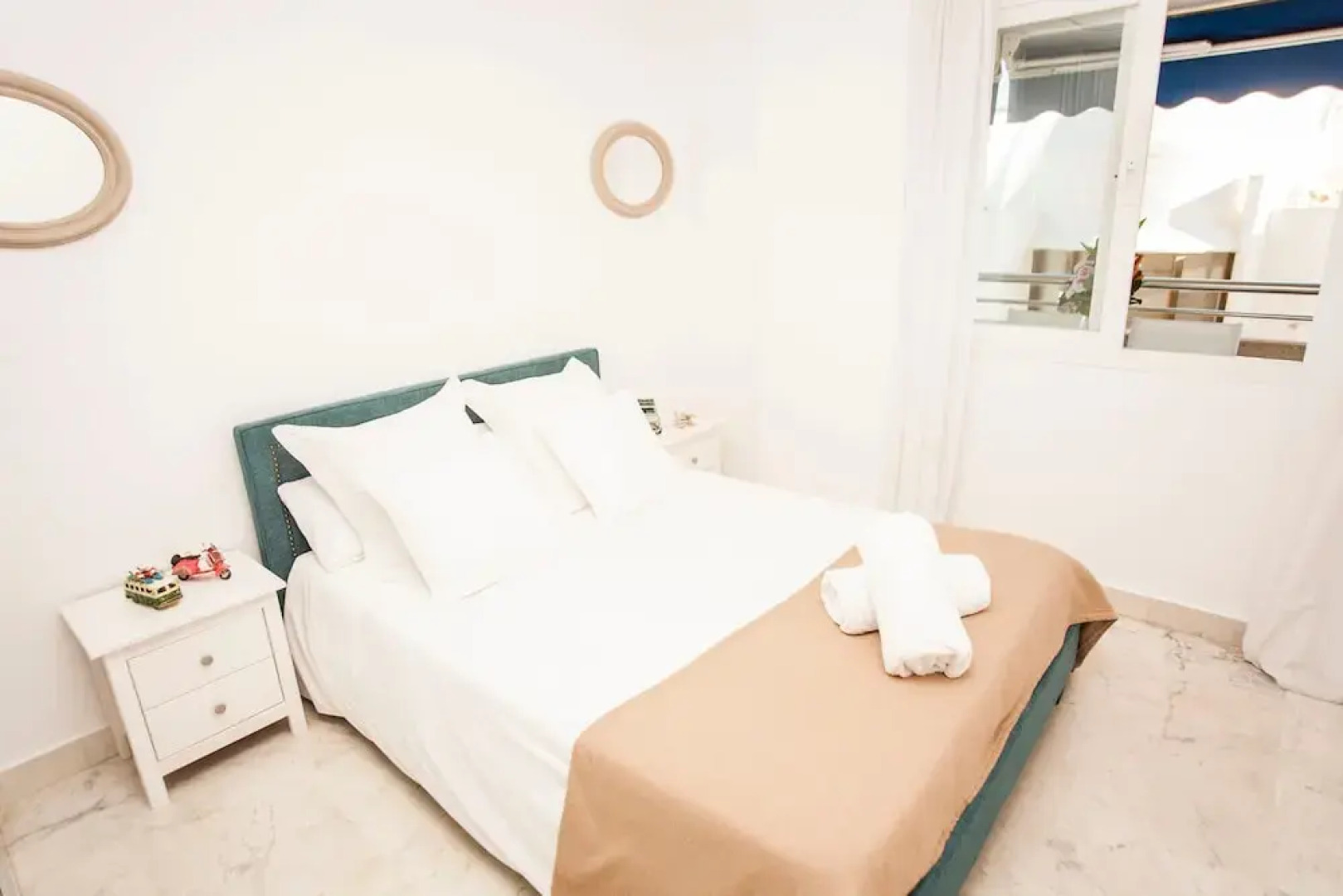 Marina de Banus sea views