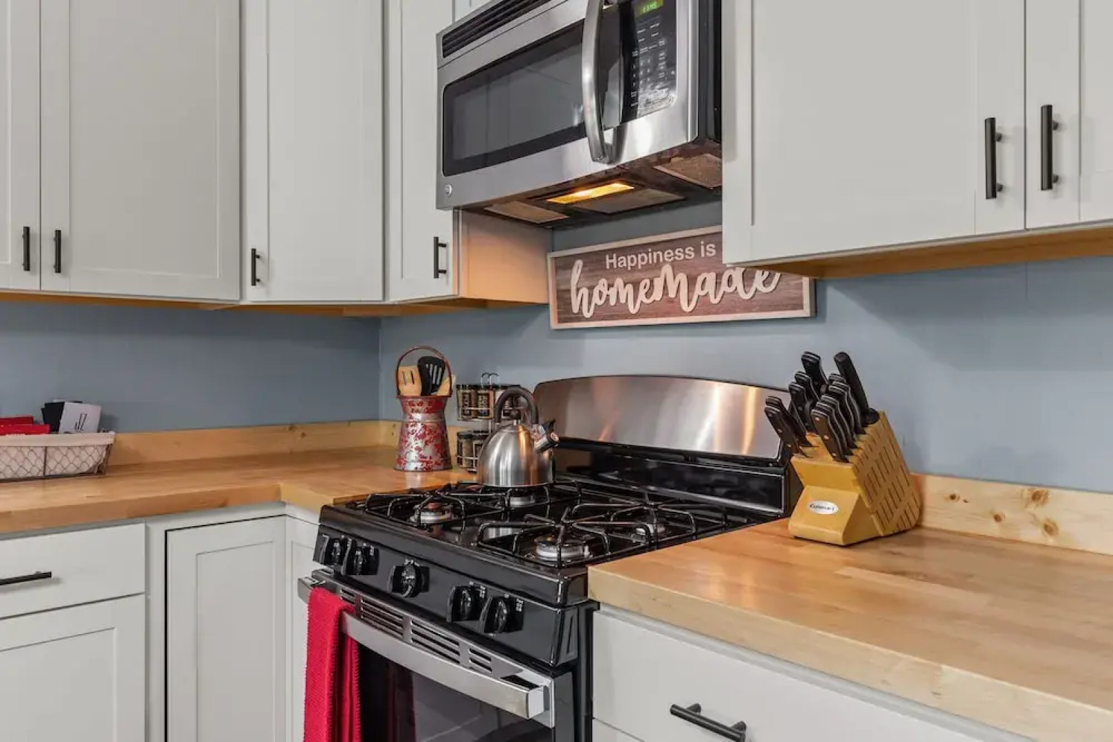 Sweet Cherry Escape | JZ Vacation Rentals