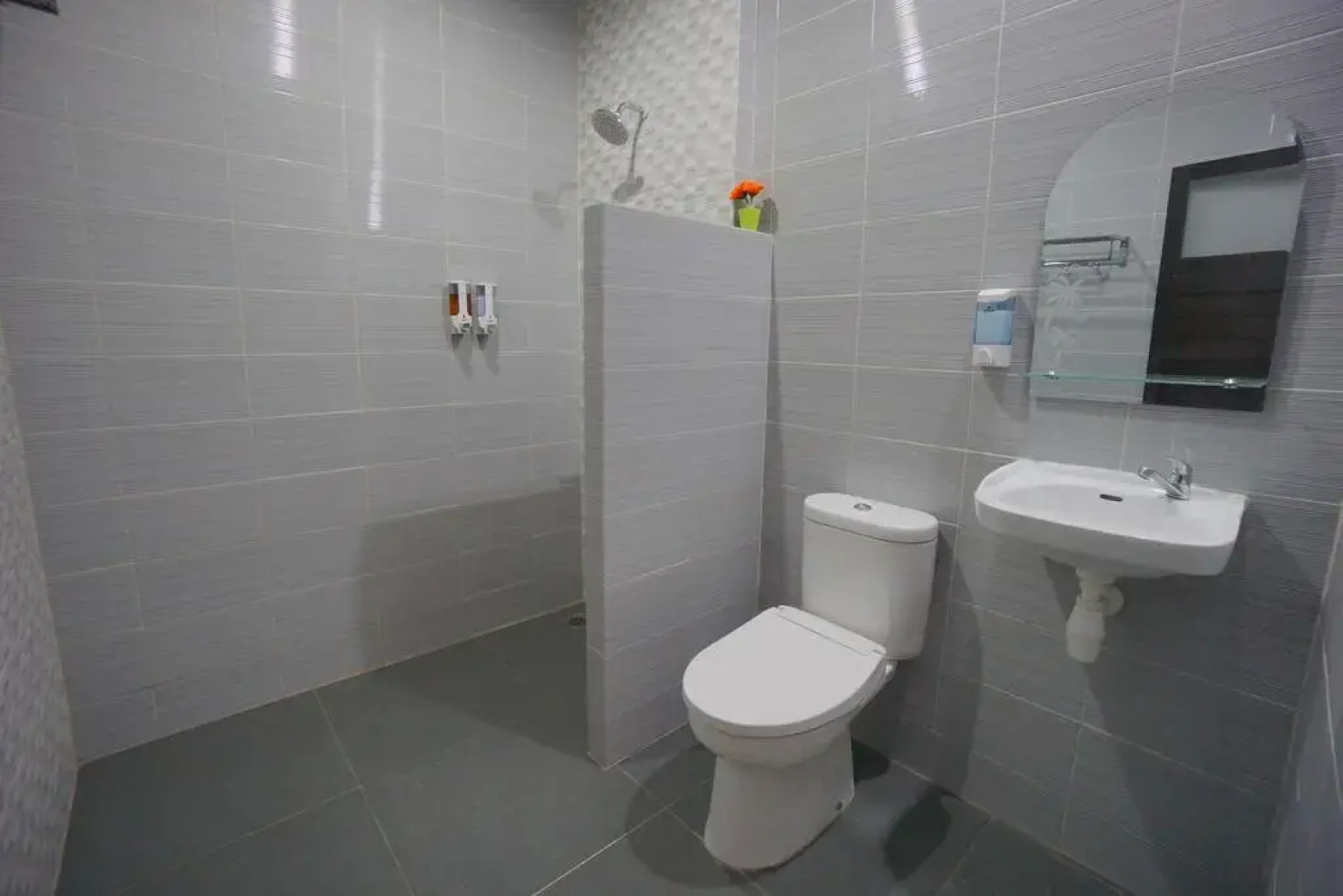 The Cabin Tanjung Hotel