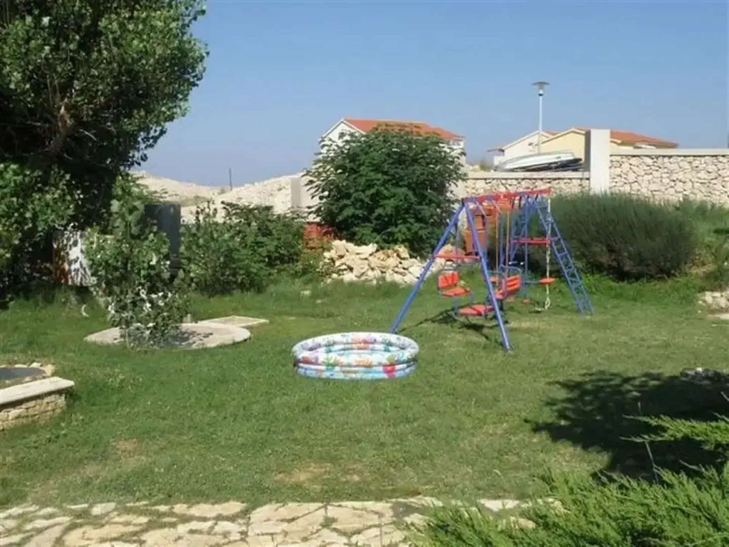 Maestro - 30m From the Beach & Parking - A1