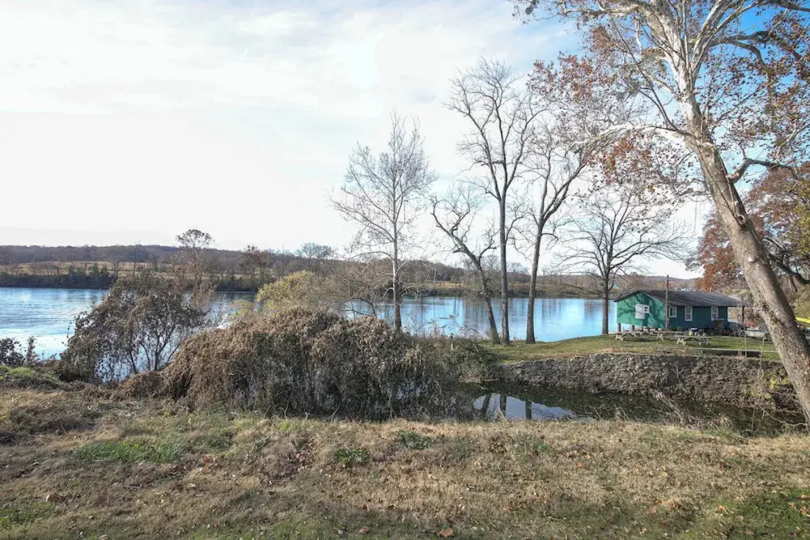 Bright Cotter Vacation Rental w/ White River Views