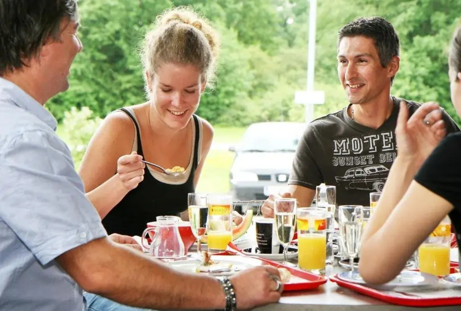 FairSleep AVIA Motel