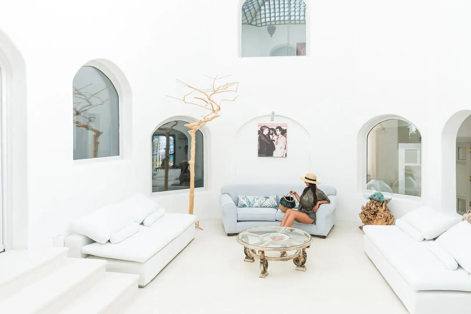 Tharroe of Mykonos