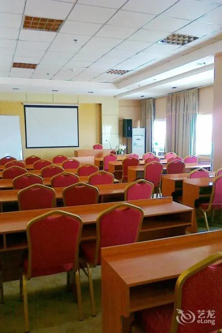 Meiyijia Business Hotel