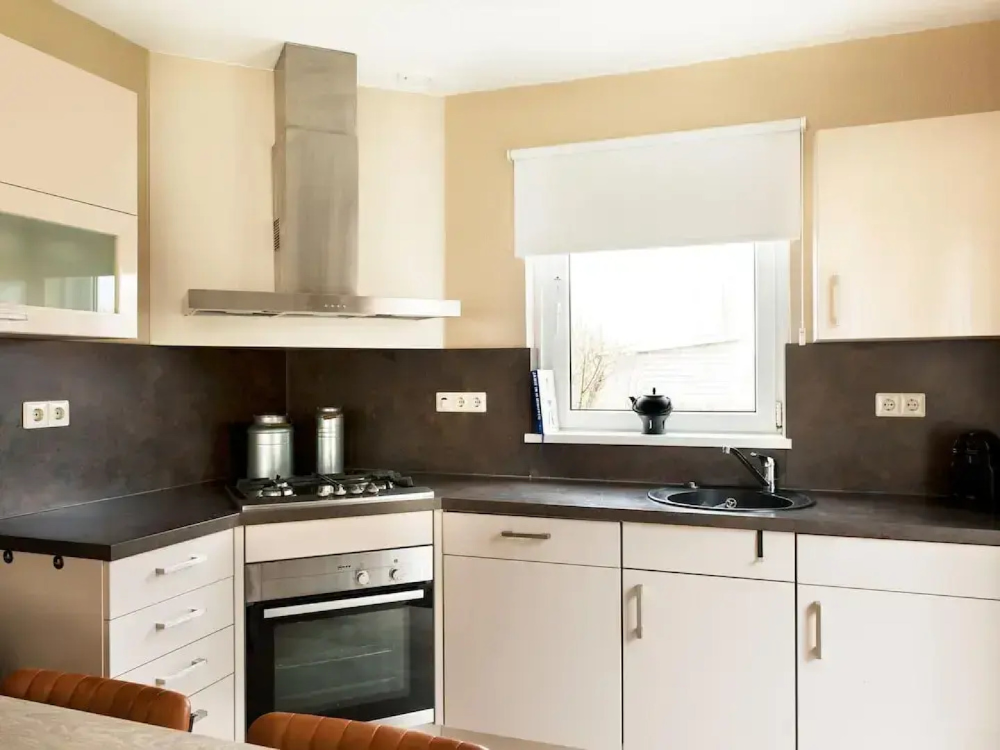 Bungalow in Friesland With Private Spa & Sloop