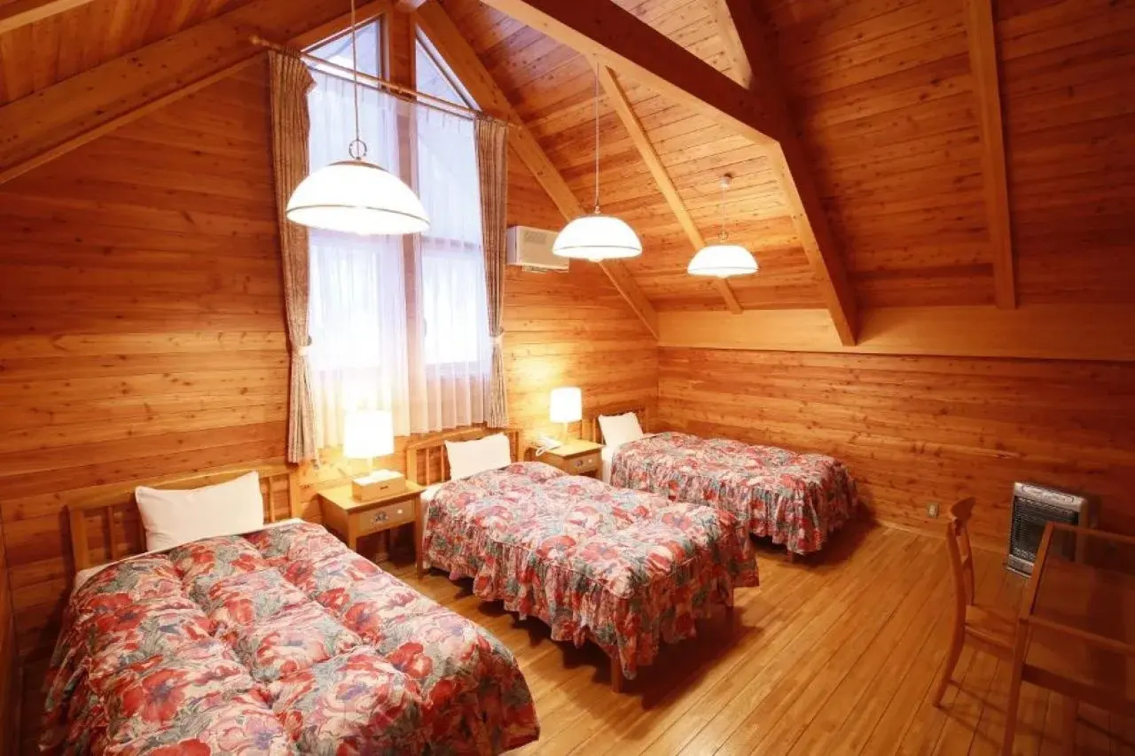 Log Hotel Larch Lake Kanayama